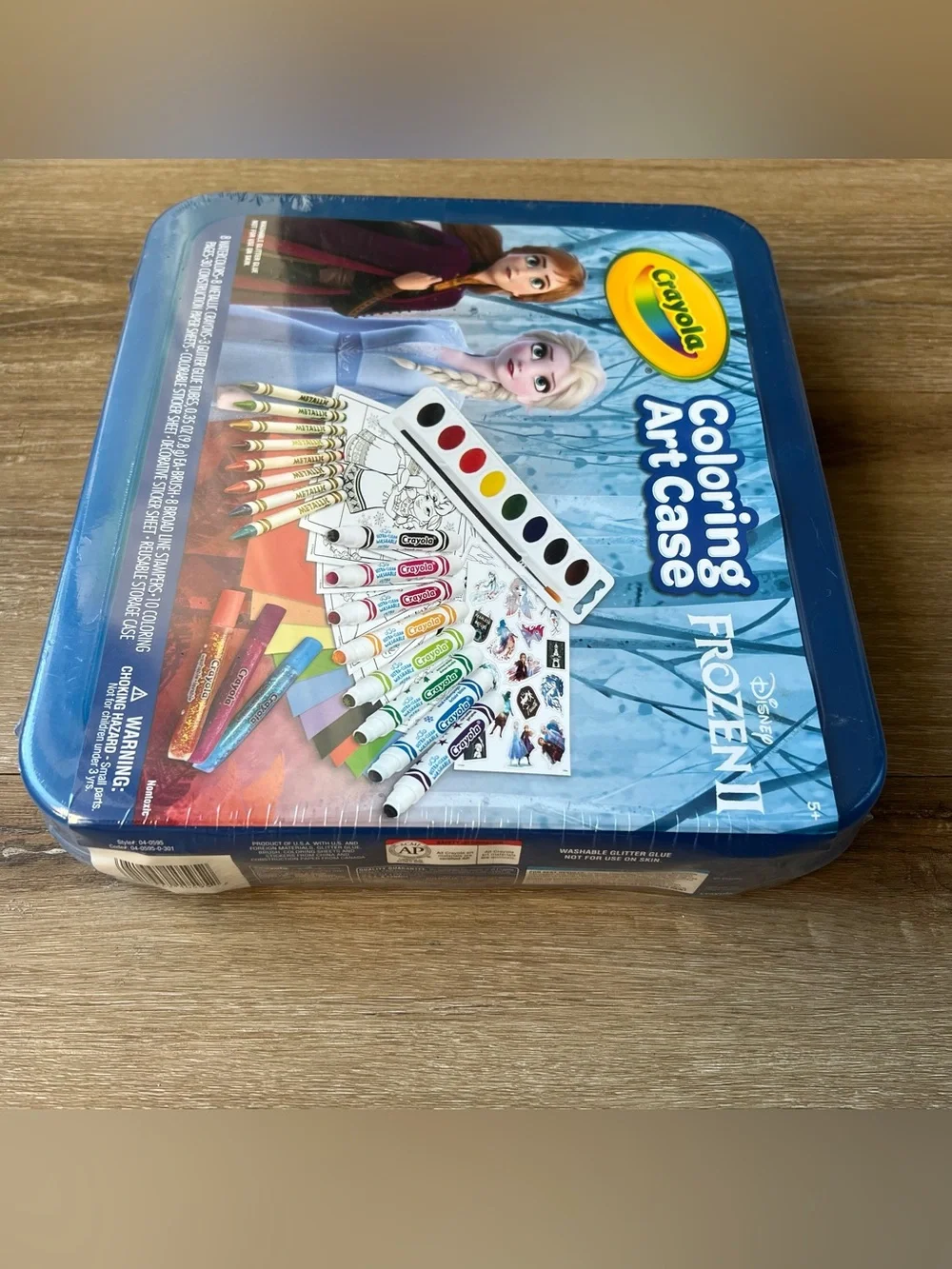 NWT Crayola Frozen II Coloring Art Case